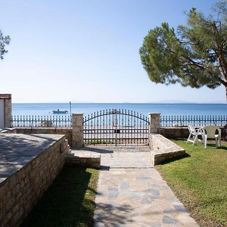 Seaside Haven Kineta Villa Exterior foto