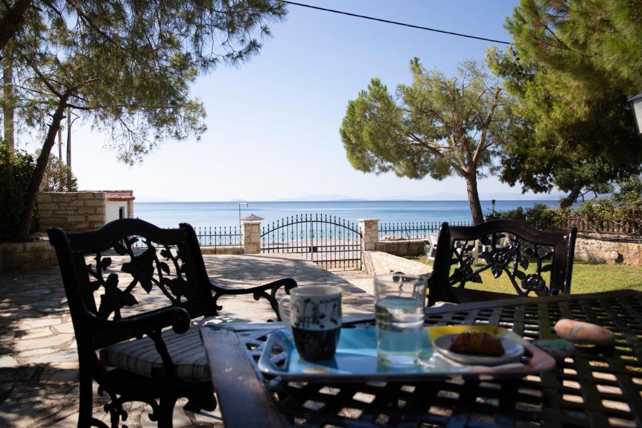 Seaside Haven Kineta Villa Exterior foto