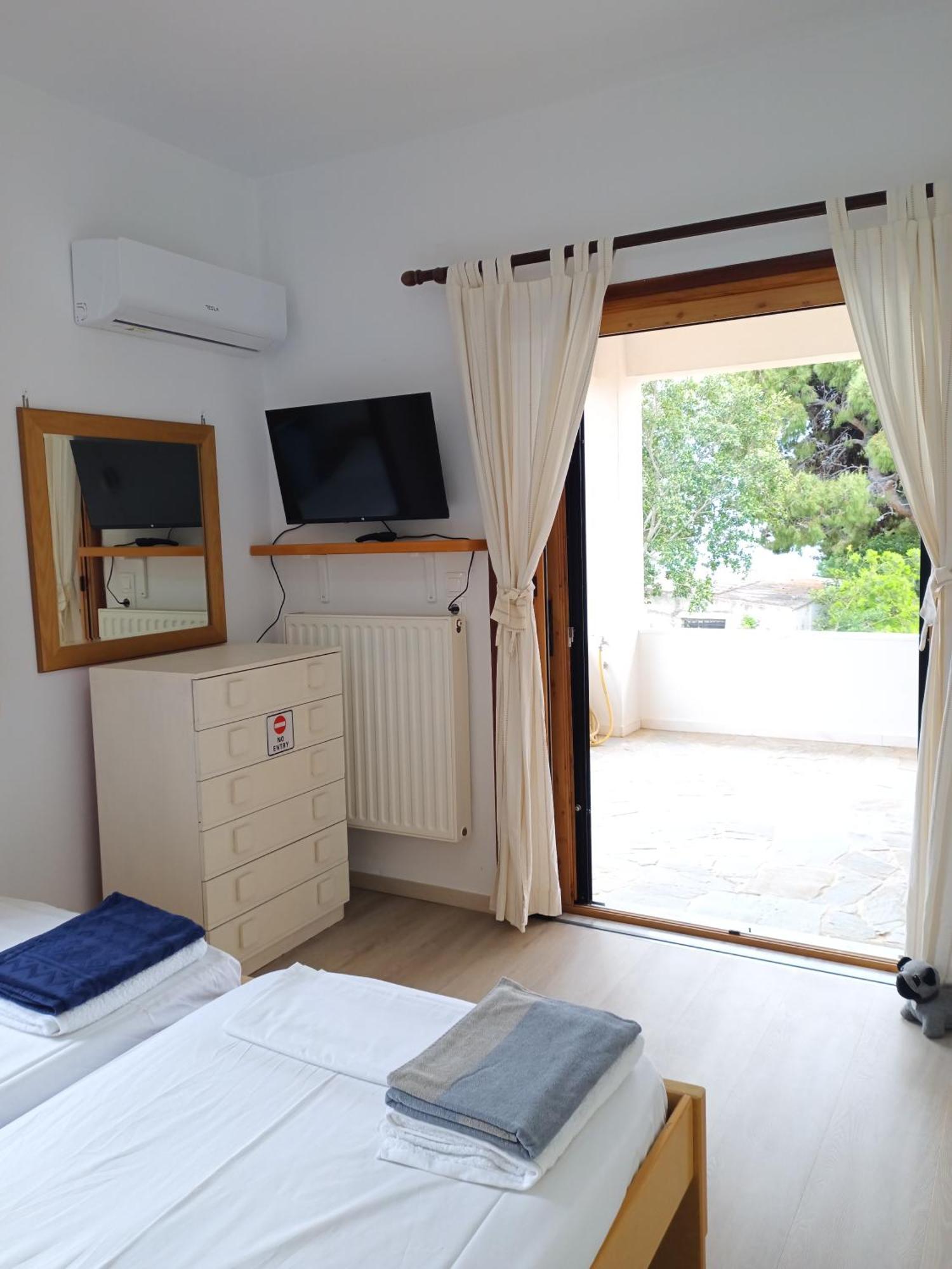 Seaside Haven Kineta Villa Exterior foto